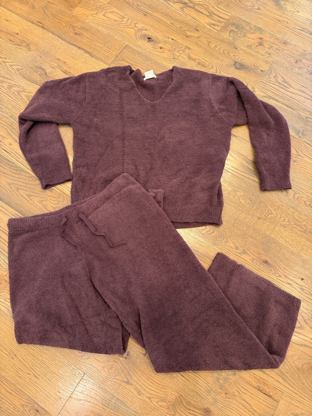NWOT- never worn Cozy Women's Loungewear Set in Deep Plum